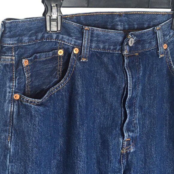 Levis 501 Jeans Mens 38x30 Blue Denim Straight Leg Button Fly Classic Fit - Picture 13 of 16
